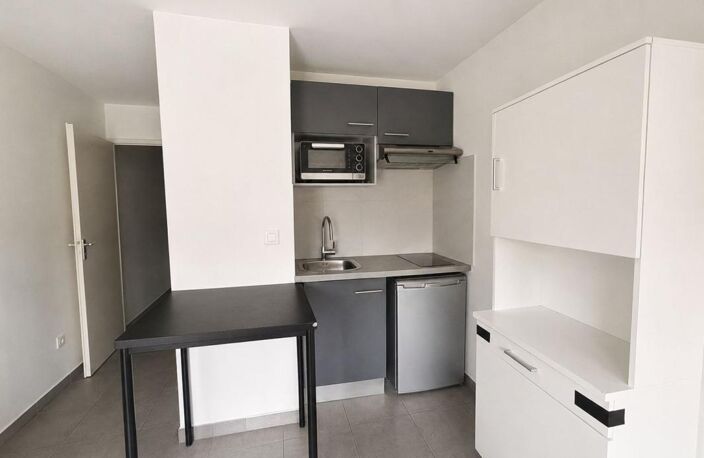Appartement À Vendre — photo 2