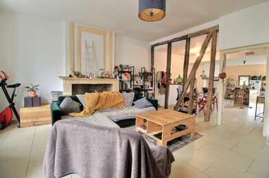 Appartement 4 pièces 870 €