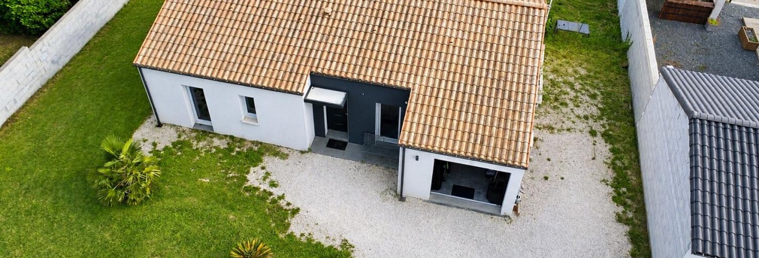 Maison 4 Pièces 97 m² à vendre à Montpellier-de-Médillan (17260)