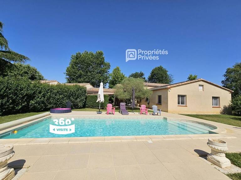 ENSEMBLE IMMOBILIER  DE PLAIN PIED 240 m² -  8 CHAMBRES - TERRAIN 5000 m² - PISCINE - GARAGES — photo 1