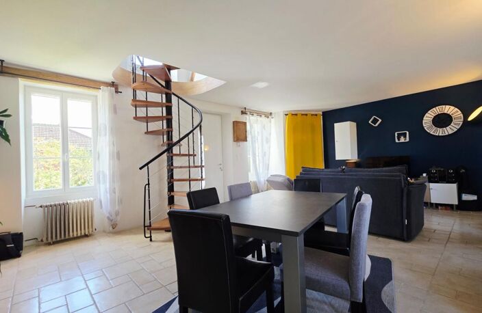 BOURGES MAISON 100.6M² 4 PIECES JARDIN — photo 2