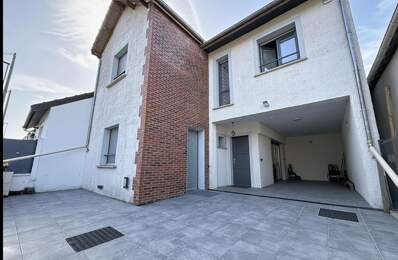 Maison  moderne à Villejuif de 225 m2 avec  7 chambres — photo du bien