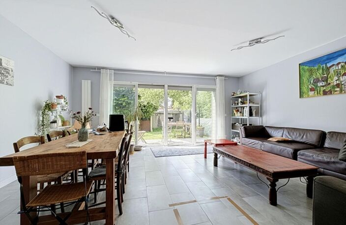 Maison  moderne à Villejuif de 225 m2 avec  7 chambres — photo 3