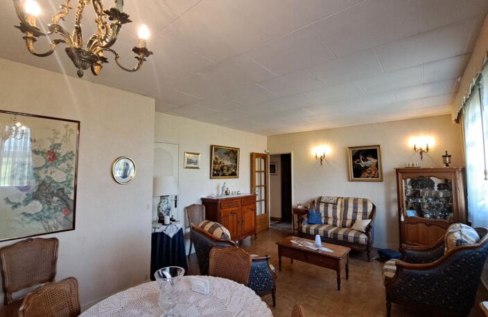 Maison Coignières 142 m² Terrain 649 m² — photo 2