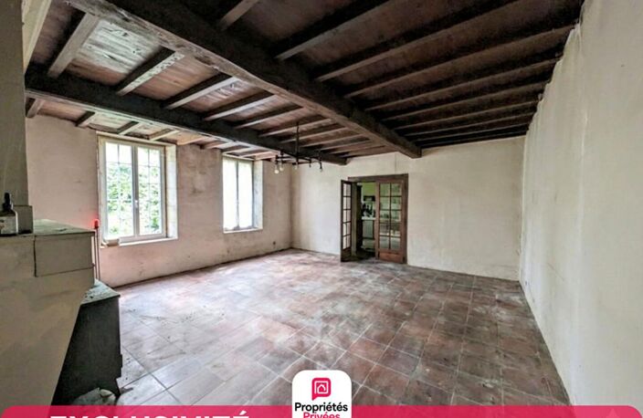 MAISON A RENOVER AVEC JARDIN ET DEPENDANCES — photo 4
