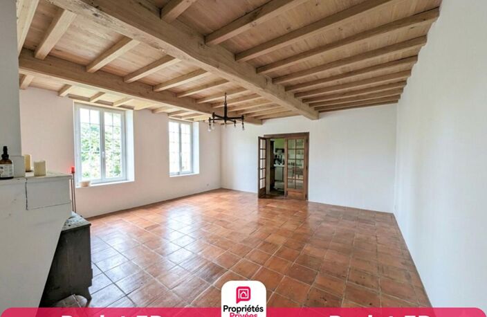 MAISON A RENOVER AVEC JARDIN ET DEPENDANCES — photo 5