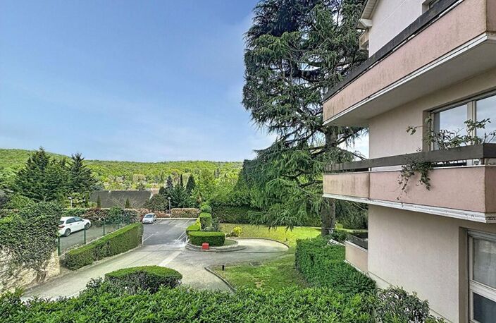 T2 AVEC TERRASSE, PARKING ET VUE FORÊT  AUCUN VIS-À-VIS — photo 2