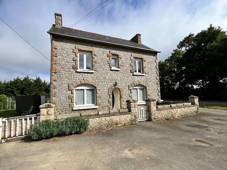 Maison  en pierres  5 pièce(s) 105 m2 22250 sevignac — photo 1