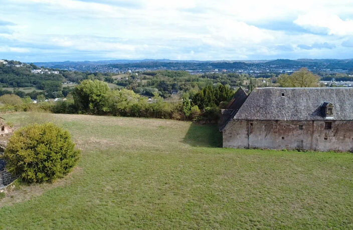 Charmante et grande propriété en pierre à rénovée avec terrain constructible — photo 2