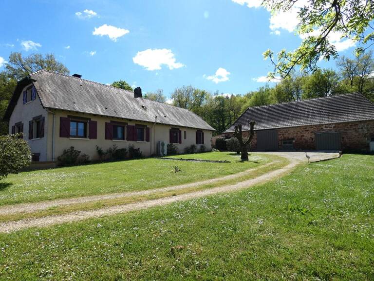 Maison 150 m2 habitables / 3 chambres / grange 154m² / terrain 9357m² — photo 1