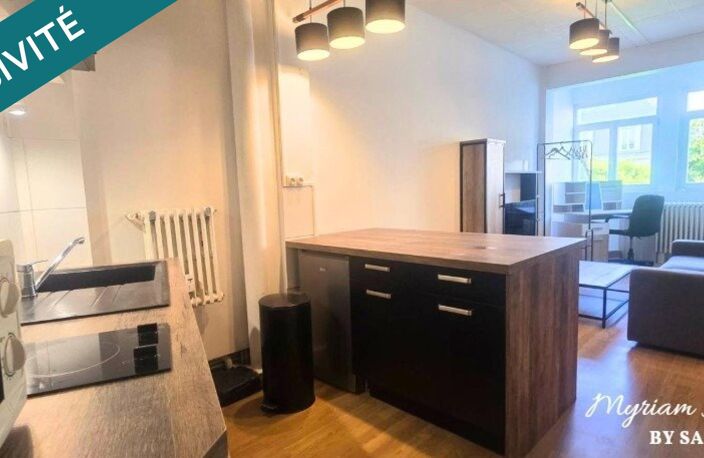 STUDIO MEUBLÉ  : Pièce de Vie avec Cuisine, 1 Salle d'Eau avec WC — photo 3