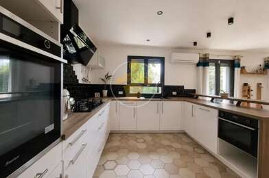 Maison 6 pièces 272700 €