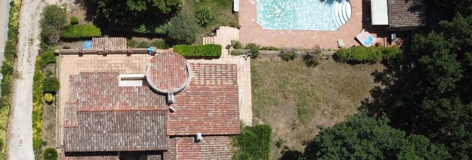 Maison 8 Pièces 270 m² à vendre à Le Beausset (83330)