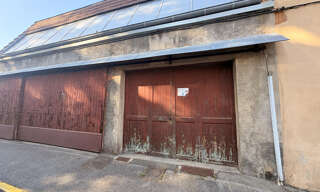 Garage   m² à louer à Tarare (69170)