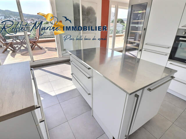 EXCLUSIVITÉ   LA CIOTAT CENTRE-VILLE   APPARTEMENT D'EXCEPTI — photo du bien