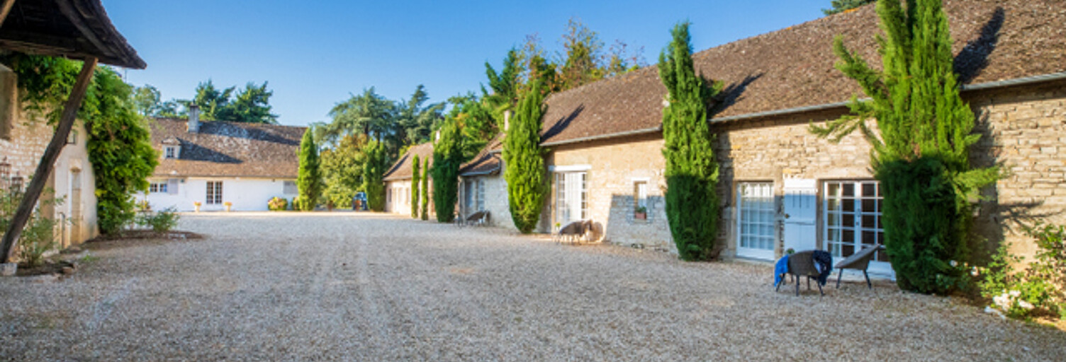 Maison 4 Pièces 400 m² à vendre à Beaune (21200)