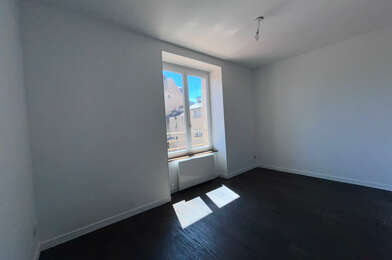 Appartement 3 pièces 668 €