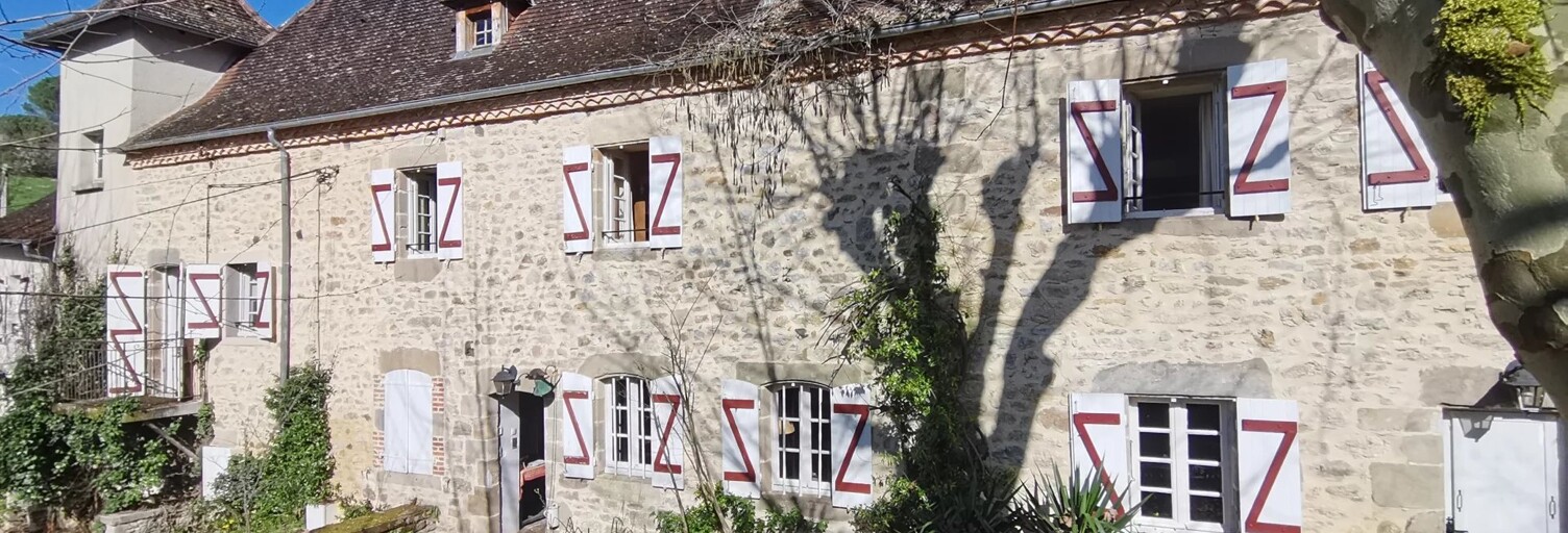 Maison 8 Pièces 233 m² à vendre à Nonards (19120)
