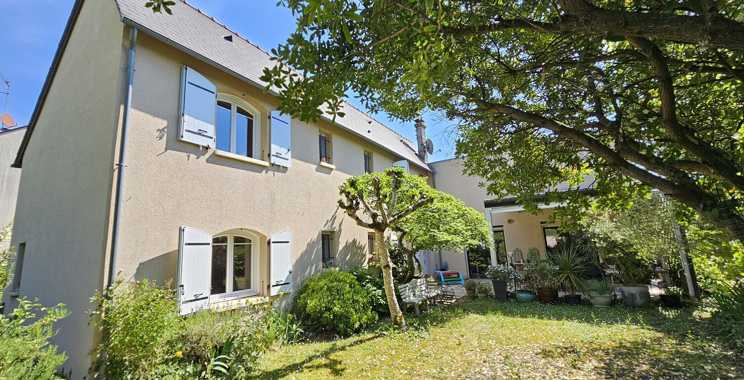 5 MN DE SAUMUR 4 CH — photo 1