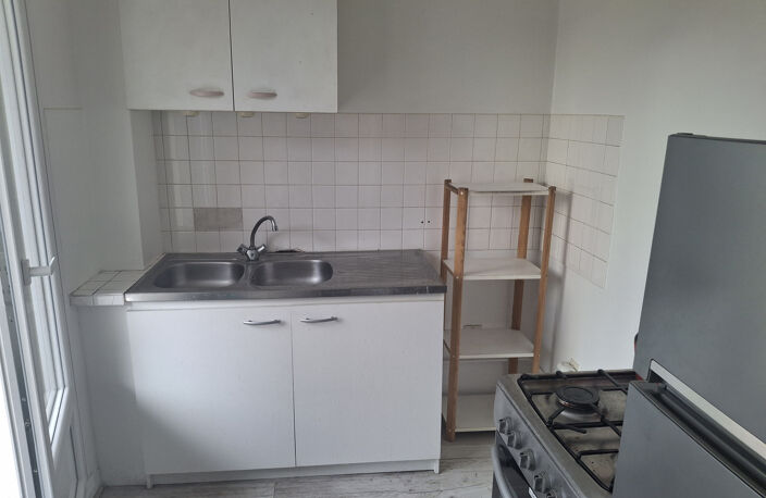 Limoges centre appartement avec parking et balcon — photo 3