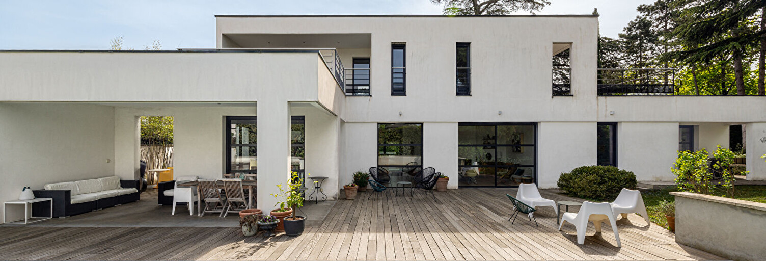 Maison 7 Pièces 234 m² à vendre à Irigny (69540)