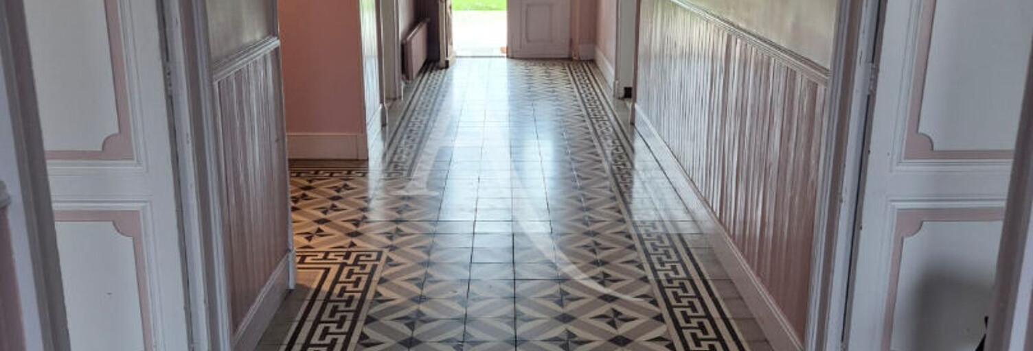Maison 8 Pièces 237 m² à vendre à Lavit (82120)