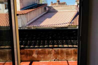 Appartement 3 pièces 864 €