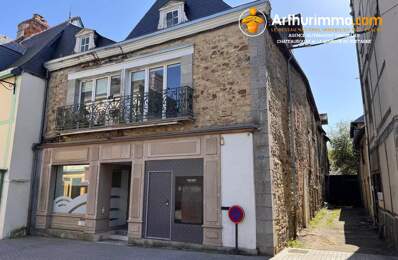 Immeuble 7 pièces, 167 m² — photo du bien