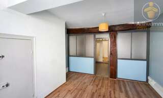 Commerce  47 m² à louer à Beaugency (45190)