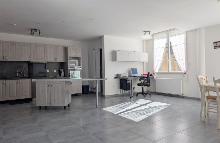 Maison de plain-pied de 140 m² avec grand garage  Coeur du Perche — photo 3
