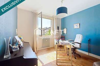 Appartement 4 pièces 94000 €