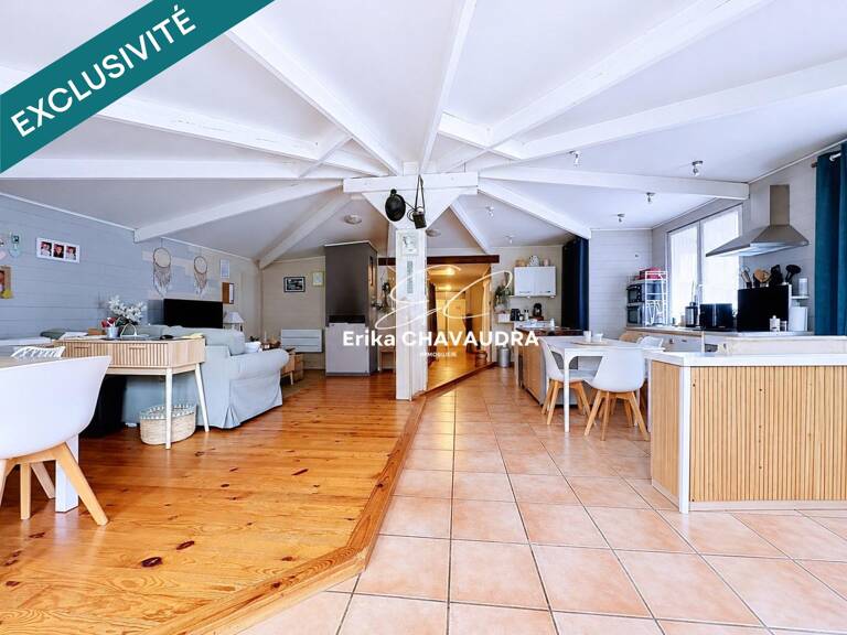 Maison individuelle de plain-pied avec dépendance — photo 1
