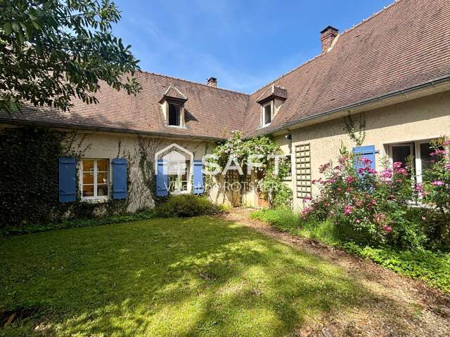 Maison (225 m²) avec piscine et studio indépendant — photo du bien