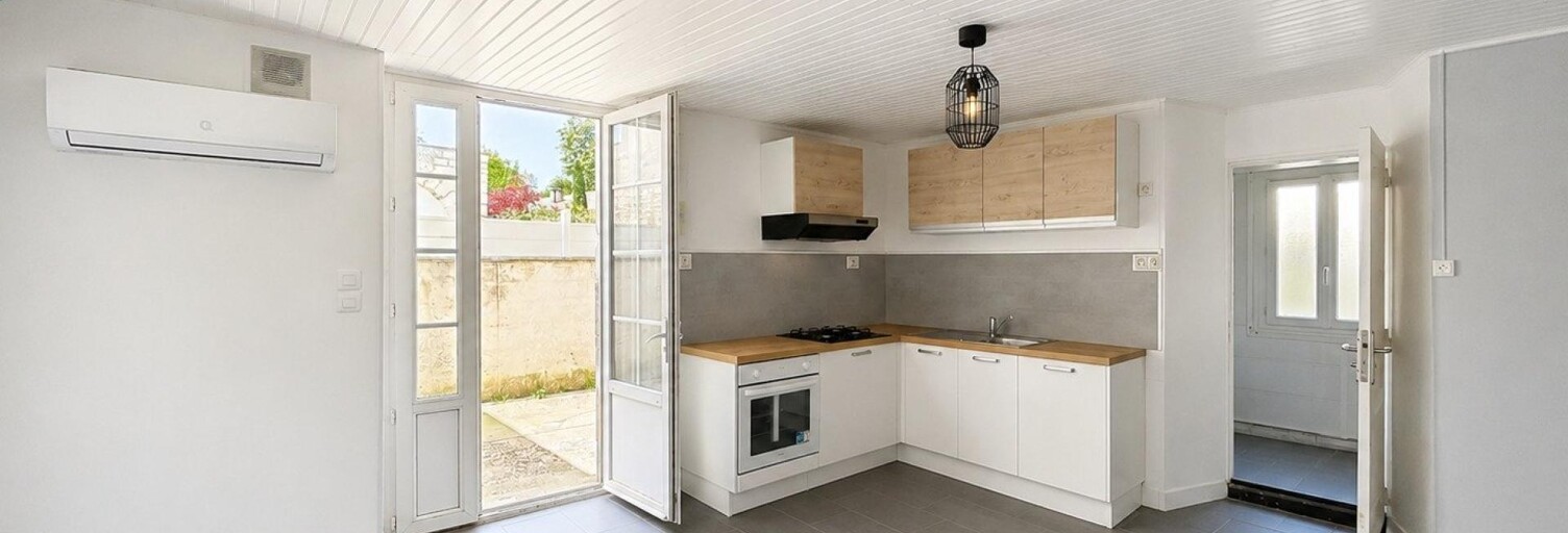 Immeuble  100 m² à vendre à Gond-Pontouvre (16160)