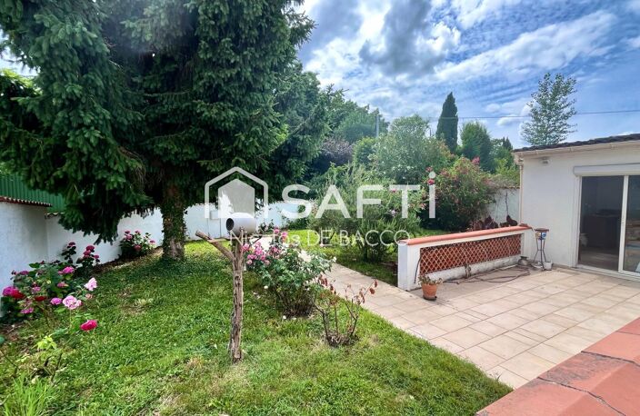 Maison de famille de 160 m2, sur une parcelle de 3220 m2. — photo 2