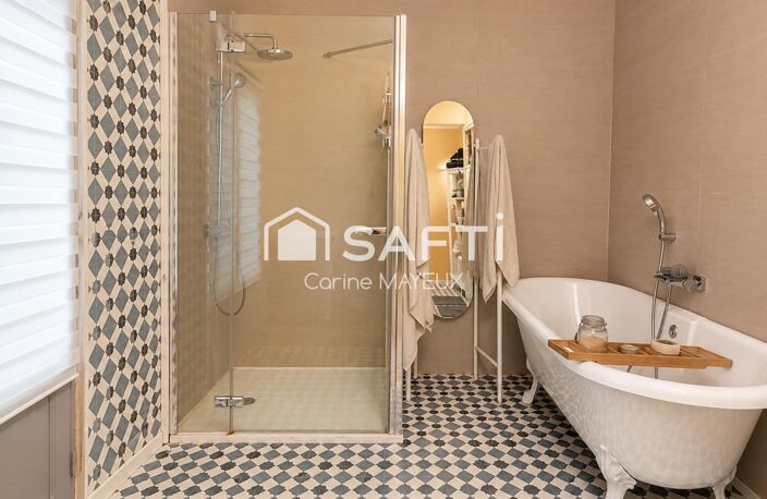 Duplex rénové 140 m² avec parking privatif — photo 5