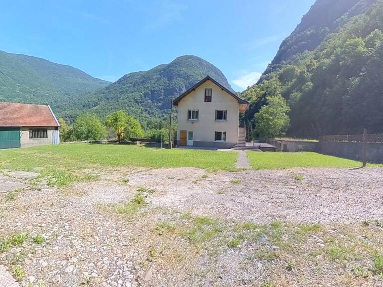 Ensemble immobilier avec un fort potentiel — photo 1