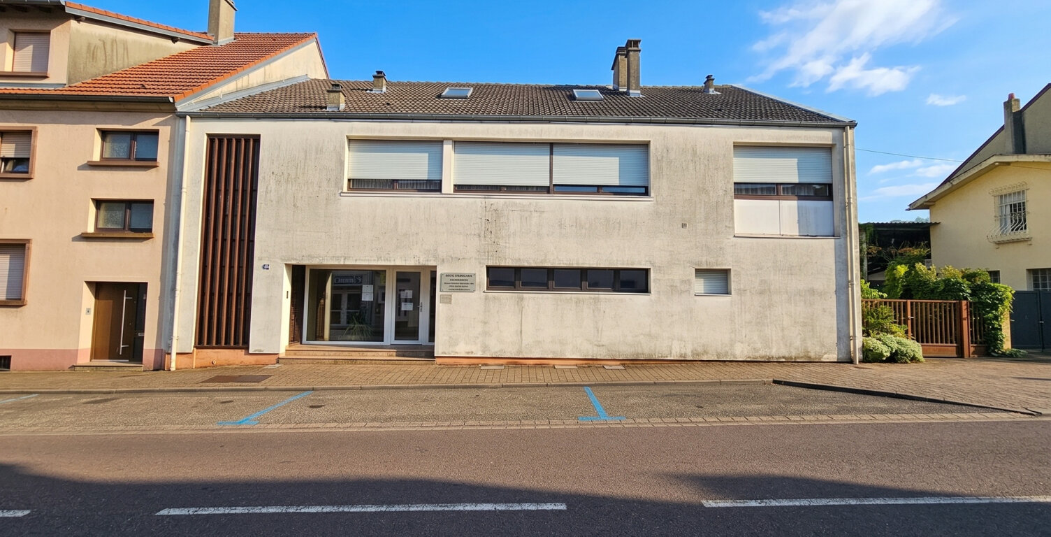 IMMEUBLE MIXTE HABITATION ET PROFESSIONNEL AVEC FORT POTENTI — photo 1