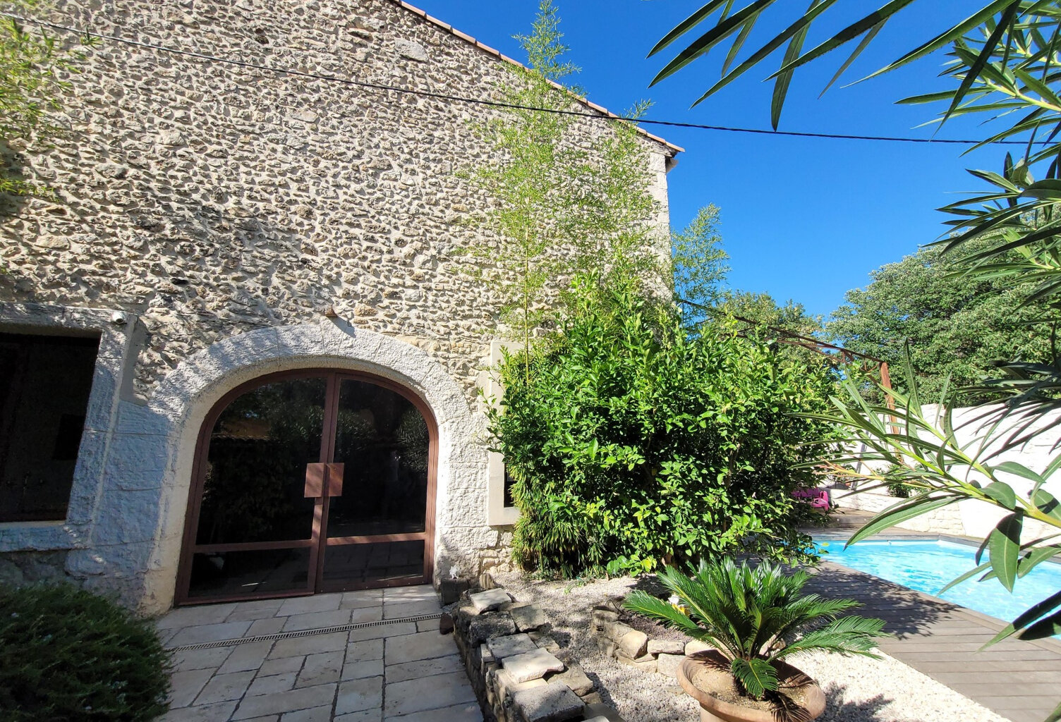 A vendre maison de caractère avec Piscine Chauffée au Centre — photo 1