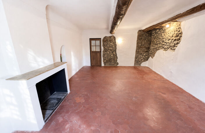 Appartement de 117m2 avec grand cour et balcon à acheter 199 — photo 2