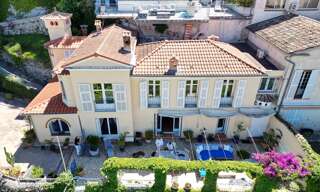Maison 5 Pièces 188 m² à vendre à Nice (06300)