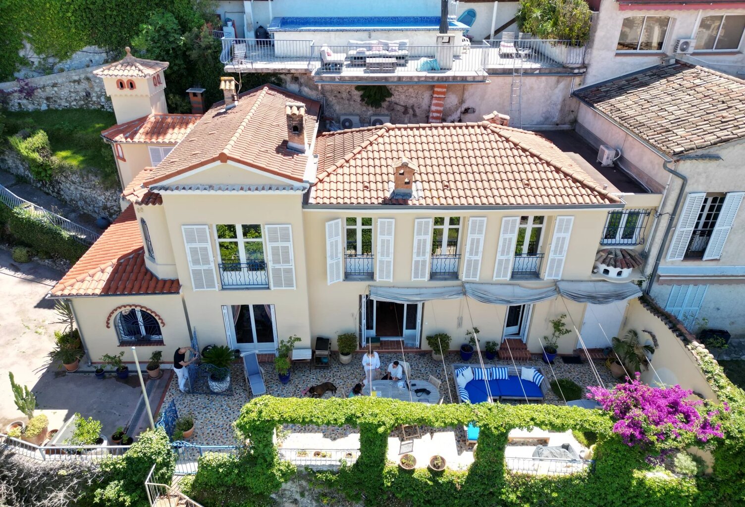MONT BORON – PROPRIÉTÉ DE CARACTÈRE AVEC VUE MER PANORAMIQUE, PISCINE ET GROTTE PRIVATIVE — photo 1