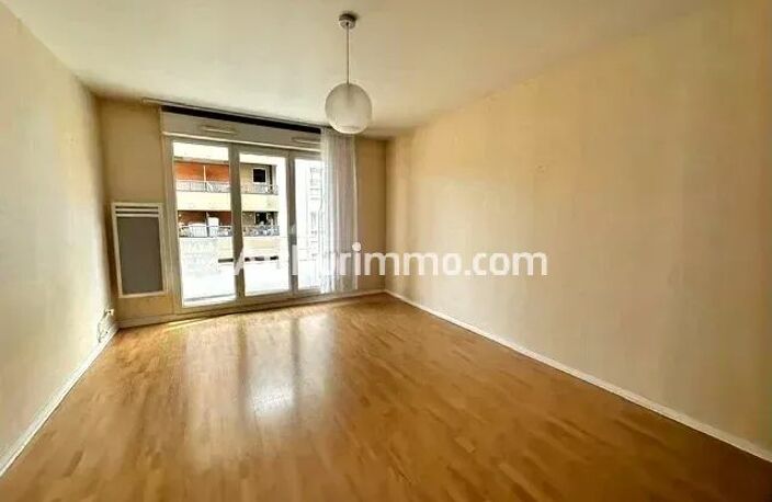 MONTIVILLIERS NOUVEAUTE APPARTEMENT F2 CENTRAL PARC BALCON ASCENSEUR GARAGE — photo 3