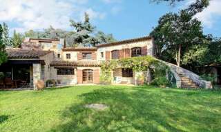 Maison 11 Pièces 430 m² à vendre à Colomars (06670)