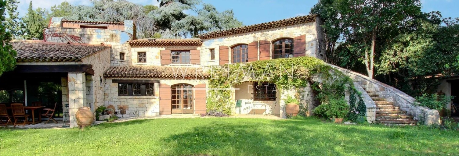 Maison 11 Pièces 360 m² à vendre à Colomars (06670)