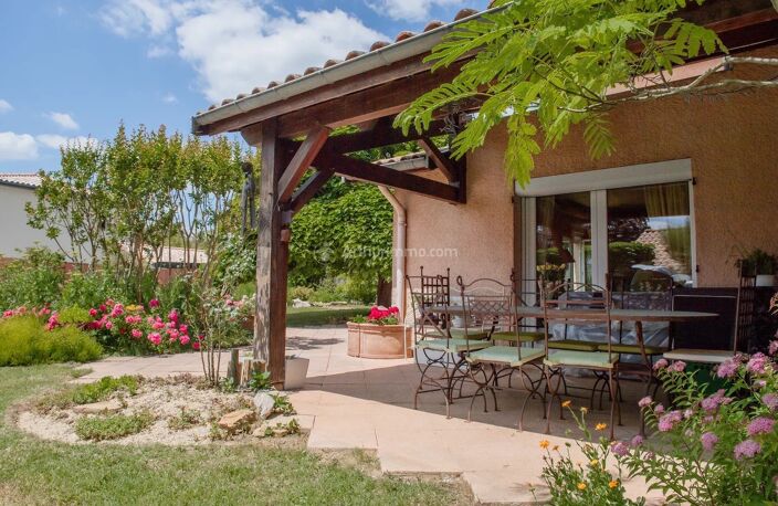 MAISON FAMIALLE A NEYRON LE HAUT -190 M² — photo 3