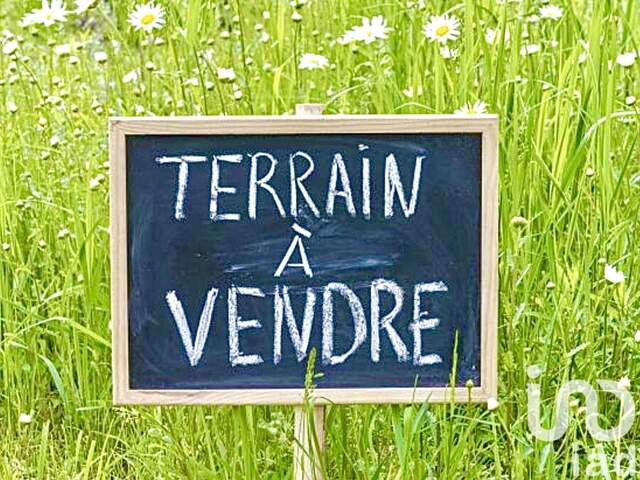Vente Terrain à bâtir 2 242 m&sup2; — photo du bien