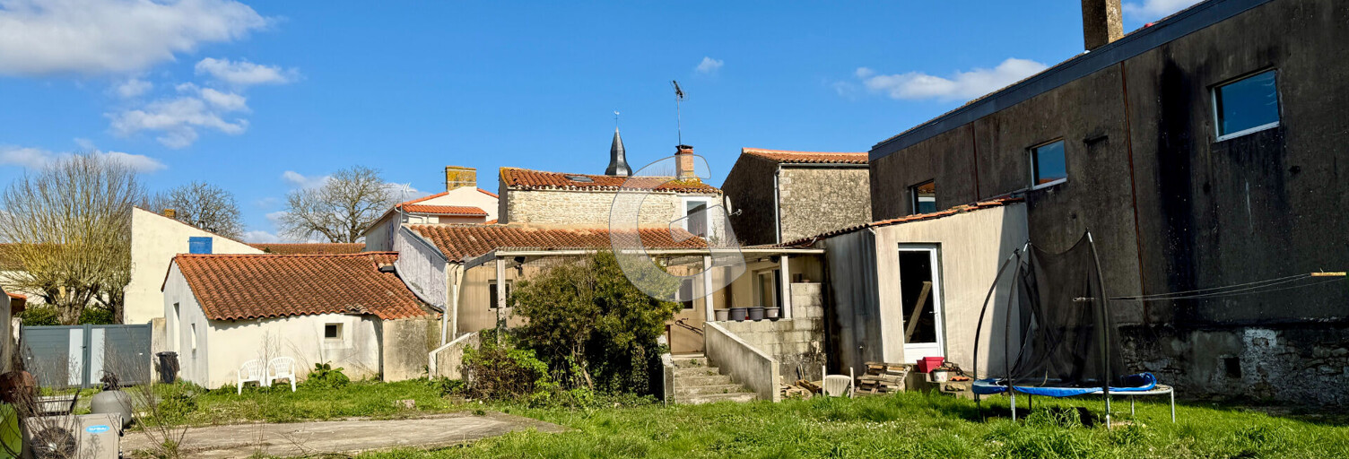 Maison 5 Pièces 122 m² à vendre à Triaize (85580)