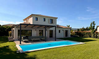 Maison 5 Pièces 200 m² à vendre à Aix-en-Provence (13090)