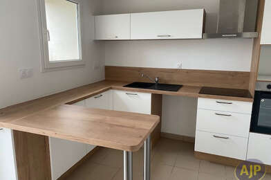 Maison 4 pièces 904 €